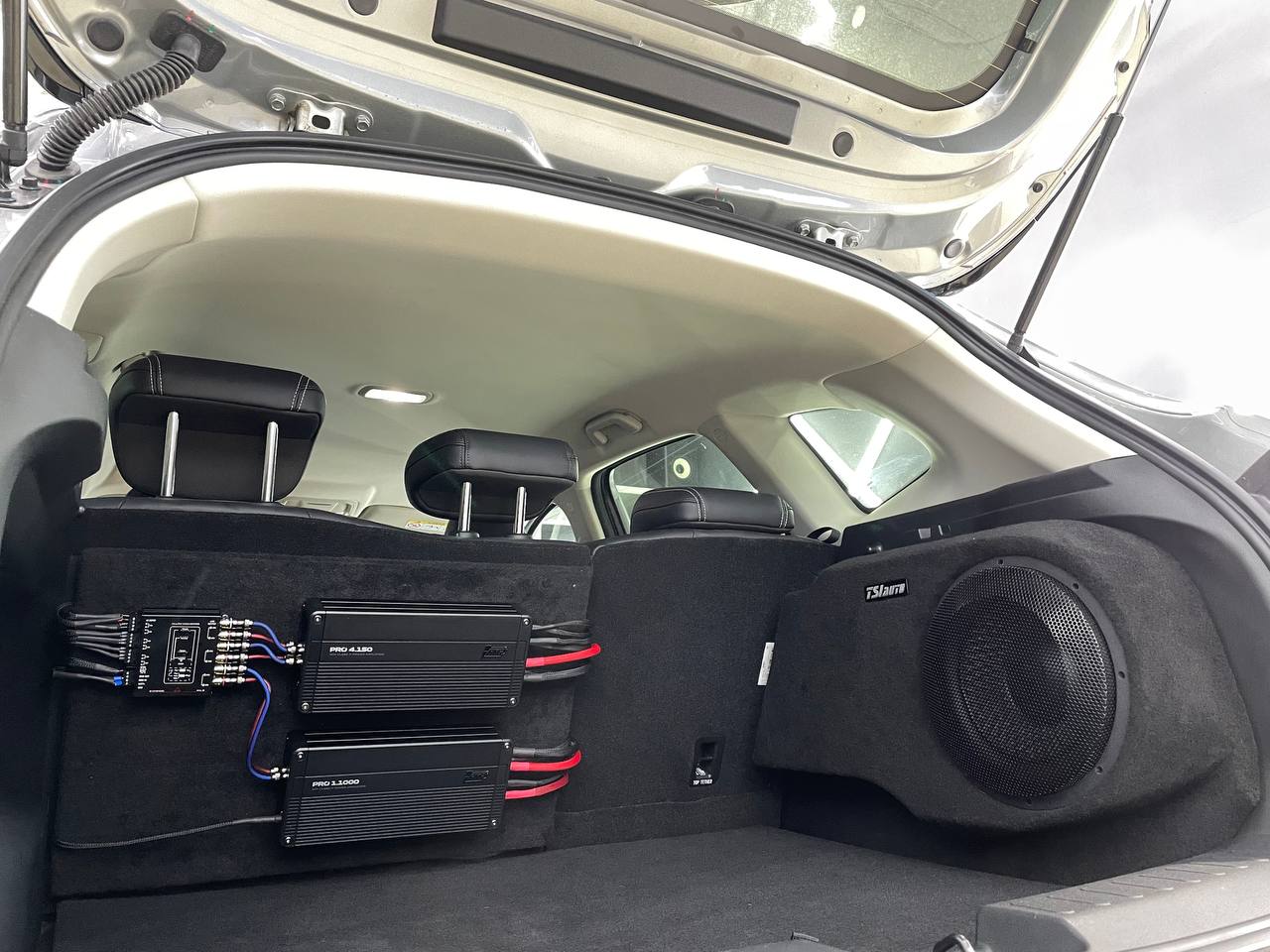 Установка автозвука